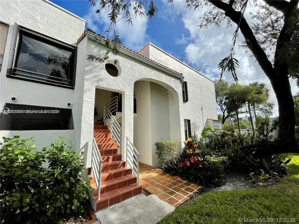 $3,300 | 3578 Magellan Circle, Unit 2373, Aventura, FL 33180