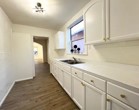 $795 | 938 East 12th Street, Douglas, AZ 85607