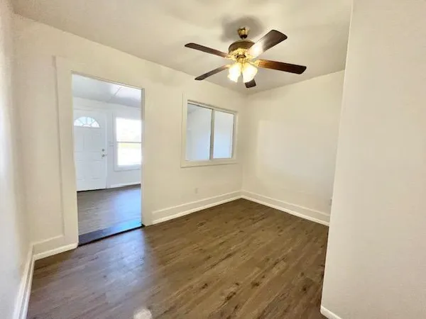 $795 | 938 East 12th Street, Douglas, AZ 85607