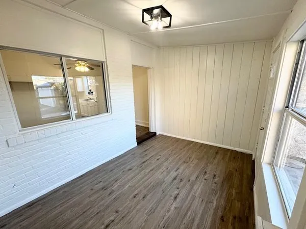 $795 | 938 East 12th Street, Douglas, AZ 85607