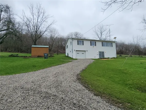 $224,900 | 2286 Stonecreek Road, New Philadelphia, OH 44663