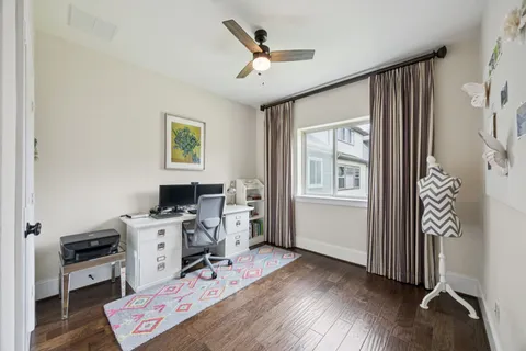 $399,000 | 11116 Sherwood Oak Lane, Houston, TX 77043