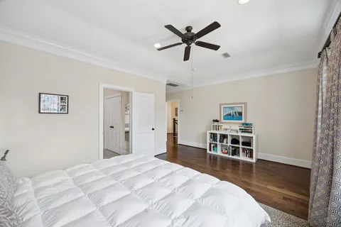 $399,000 | 11116 Sherwood Oak Lane, Houston, TX 77043