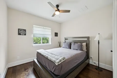 $399,000 | 11116 Sherwood Oak Lane, Houston, TX 77043