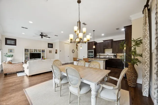 $399,000 | 11116 Sherwood Oak Lane, Houston, TX 77043