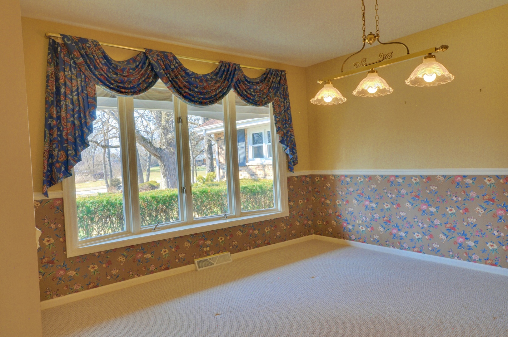 10460 Oak Ridge Road Marengo, IL 60152 - Photo 5 of 48