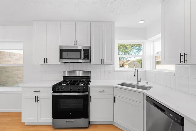 $2,000 | 16307 Essex Cove, Pflugerville, TX 78660