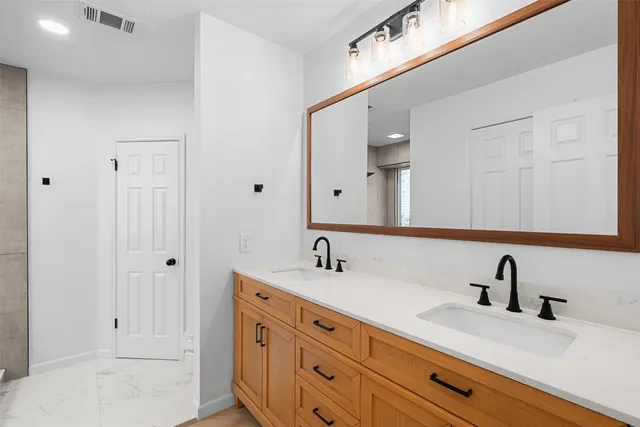 $2,000 | 16307 Essex Cove, Pflugerville, TX 78660