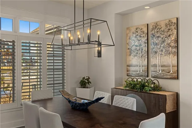 $1,200,000 | 1317 Granton Lane, Raymore, MO 64083