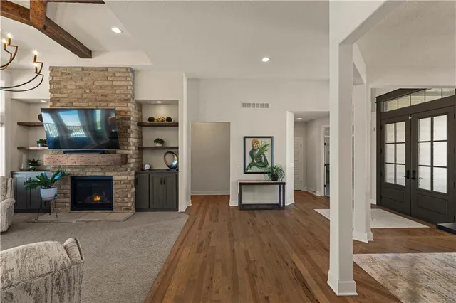 $1,200,000 | 1317 Granton Lane, Raymore, MO 64083