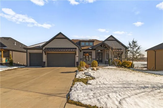 $1,200,000 | 1317 Granton Lane, Raymore, MO 64083