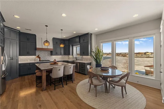 $1,200,000 | 1317 Granton Lane, Raymore, MO 64083