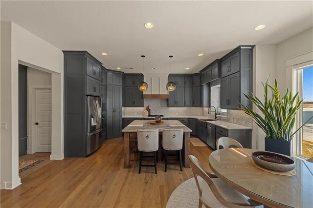 $1,200,000 | 1317 Granton Lane, Raymore, MO 64083