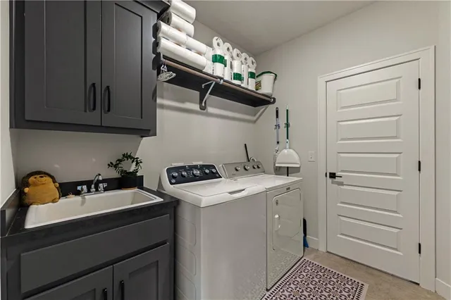 $1,200,000 | 1317 Granton Lane, Raymore, MO 64083