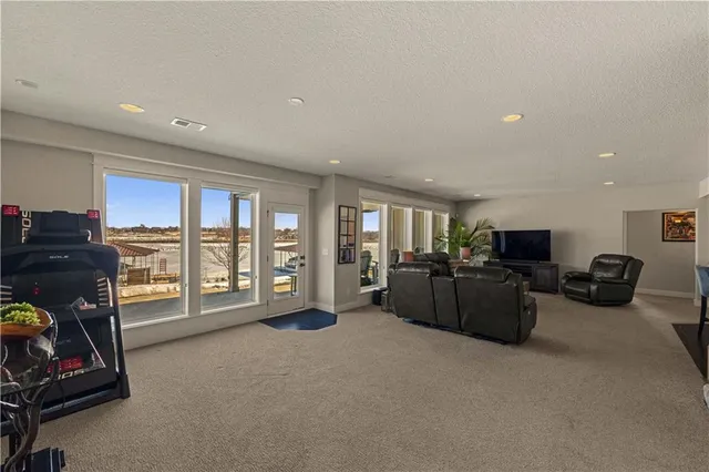 $1,200,000 | 1317 Granton Lane, Raymore, MO 64083