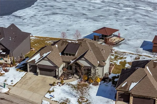 $1,200,000 | 1317 Granton Lane, Raymore, MO 64083