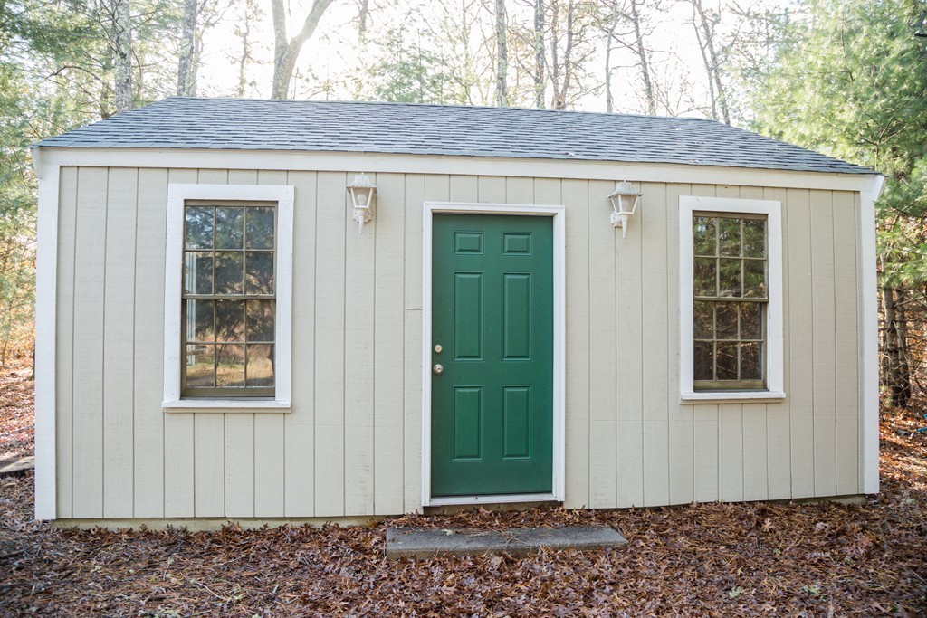 113 Cammett Road Barnstable, MA 02648 - Photo 6 of 28 a front view of a house