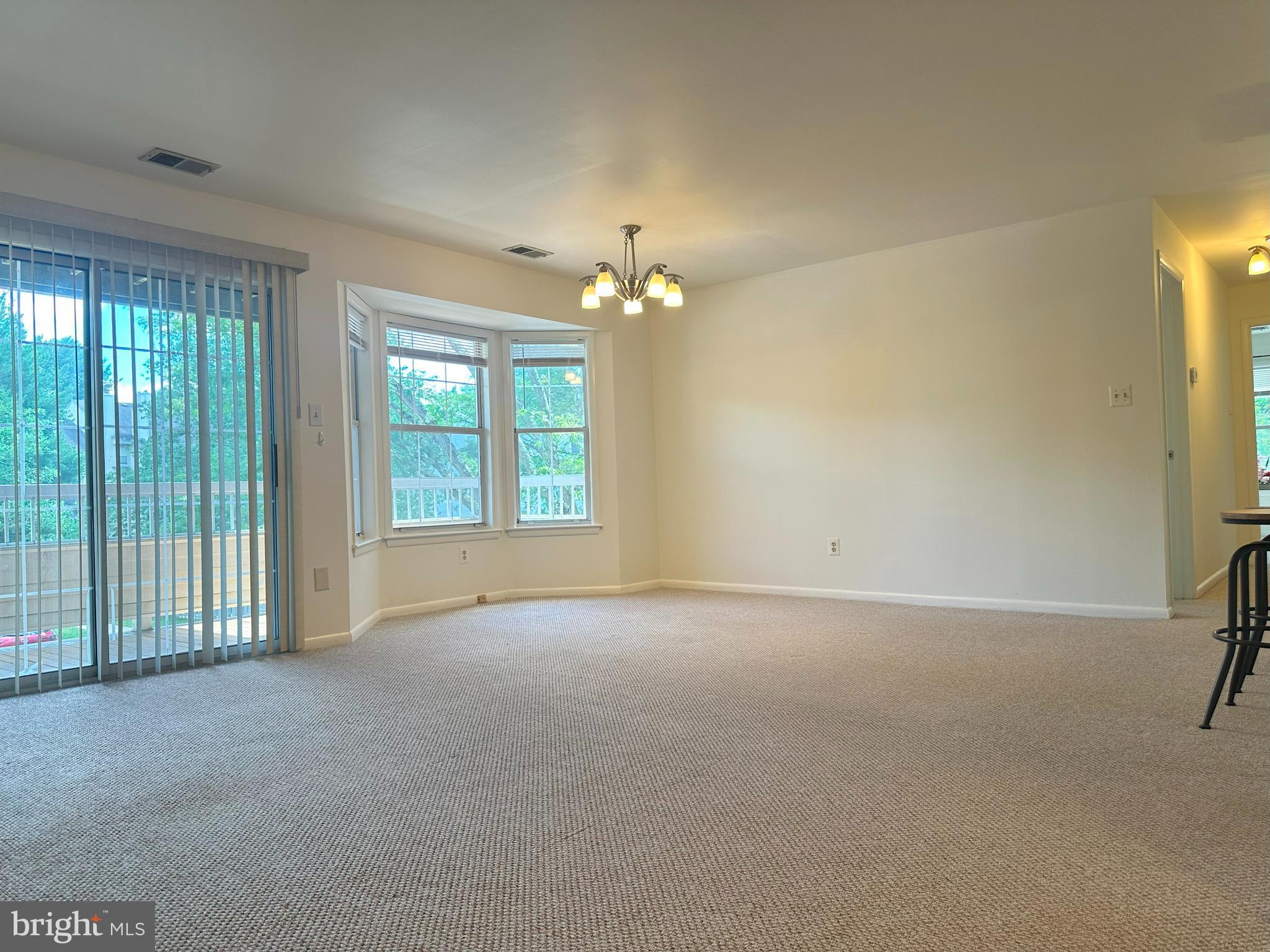 301 Trinity Court, Unit 5 Princeton, NJ 08540 - Photo 4 of 16