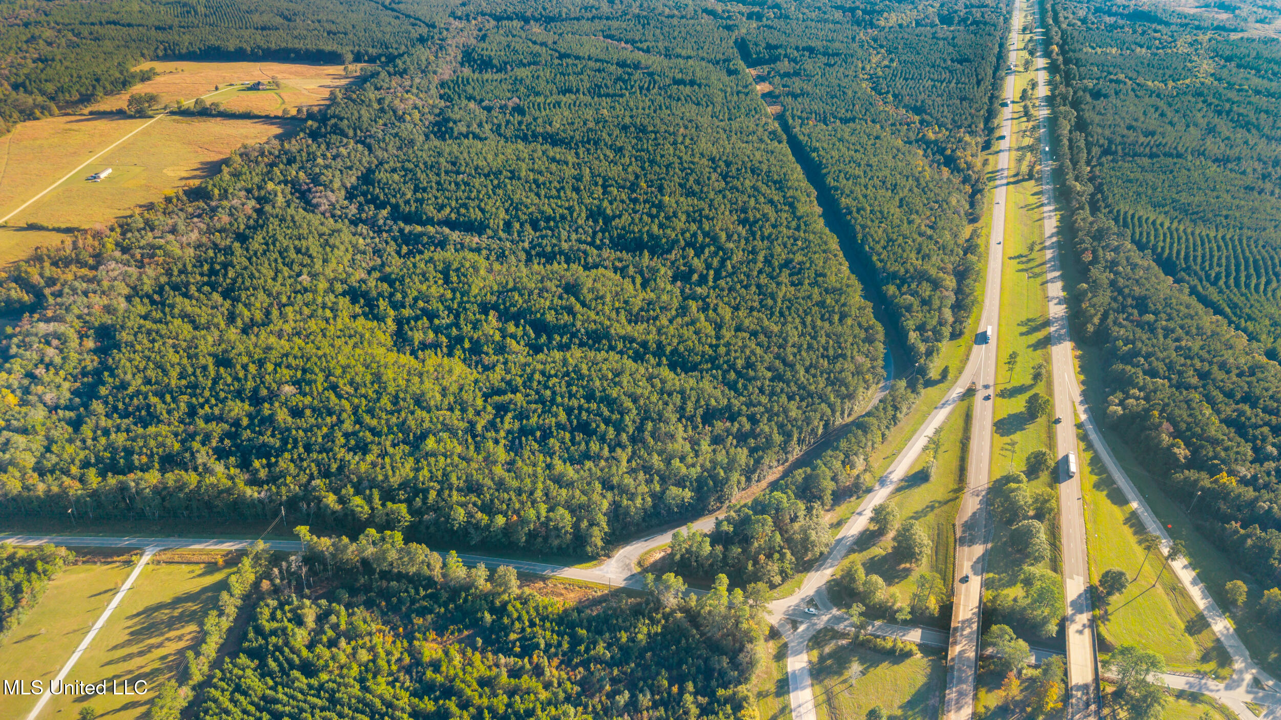 I59-savannah Millard Road Poplarville, MS 39470 - Photo 16 of 21 15_dji_20251105153405_0269_d