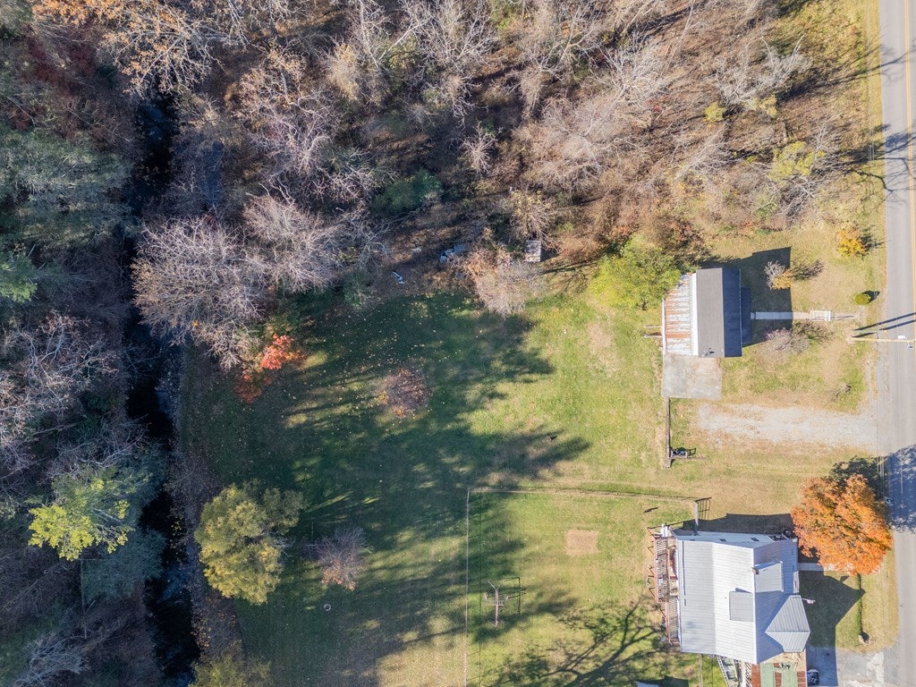 4033 Brookmont Road Pulaski, VA 24301 - Photo 48 of 58 Gallery Image 48