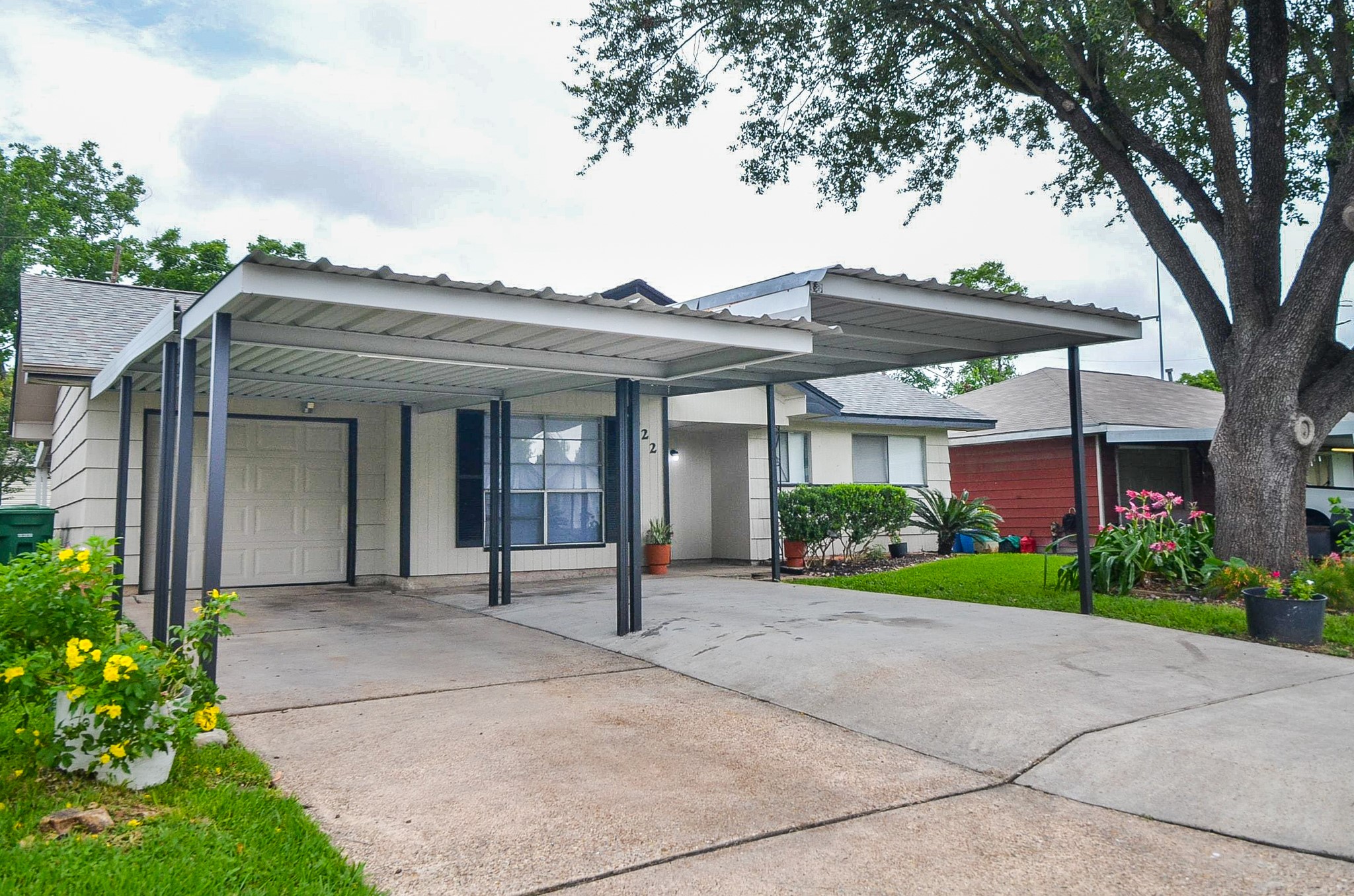 6322 Clemson Street Houston, TX 77092 - Photo 1 of 20