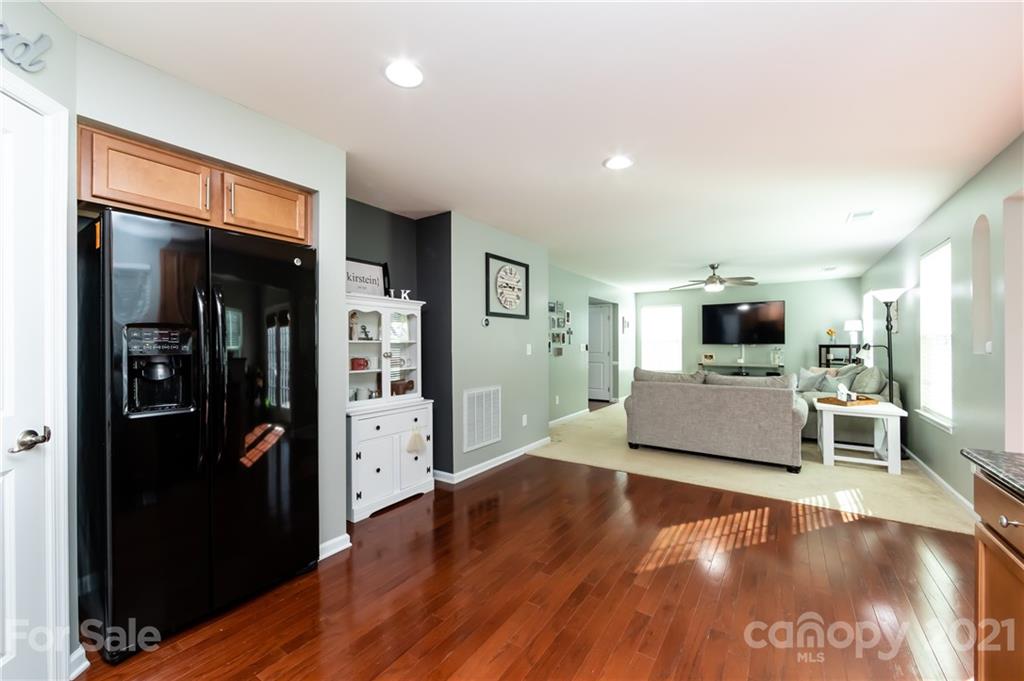 7690 West Berkeley Road Denver, NC 28037 - Photo 18 of 48