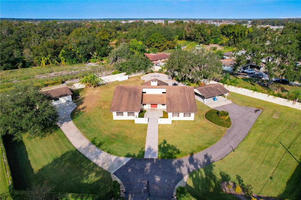 2780 East Sam Allen Road Plant City, FL 33565 - Photo 1 of 47