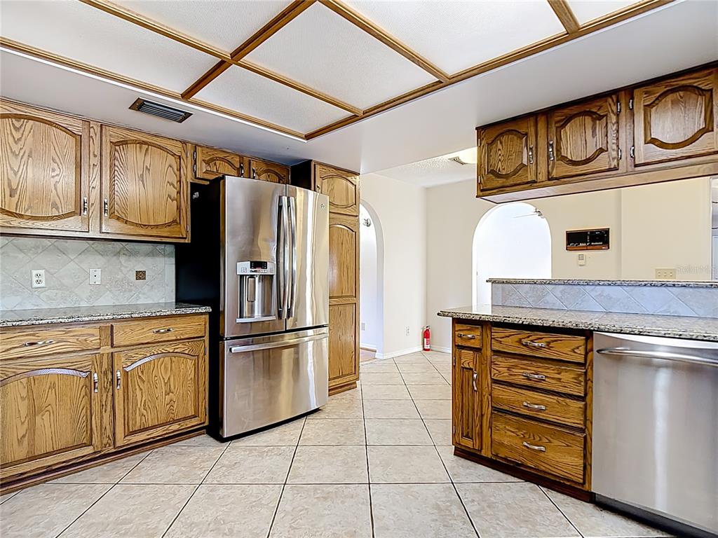 2780 East Sam Allen Road Plant City, FL 33565 - Photo 17 of 47