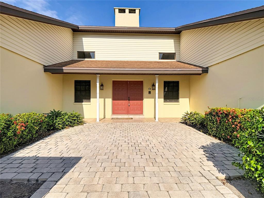 2780 East Sam Allen Road Plant City, FL 33565 - Photo 2 of 47