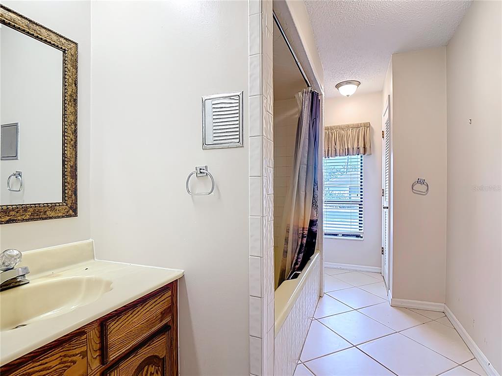 2780 East Sam Allen Road Plant City, FL 33565 - Photo 34 of 47