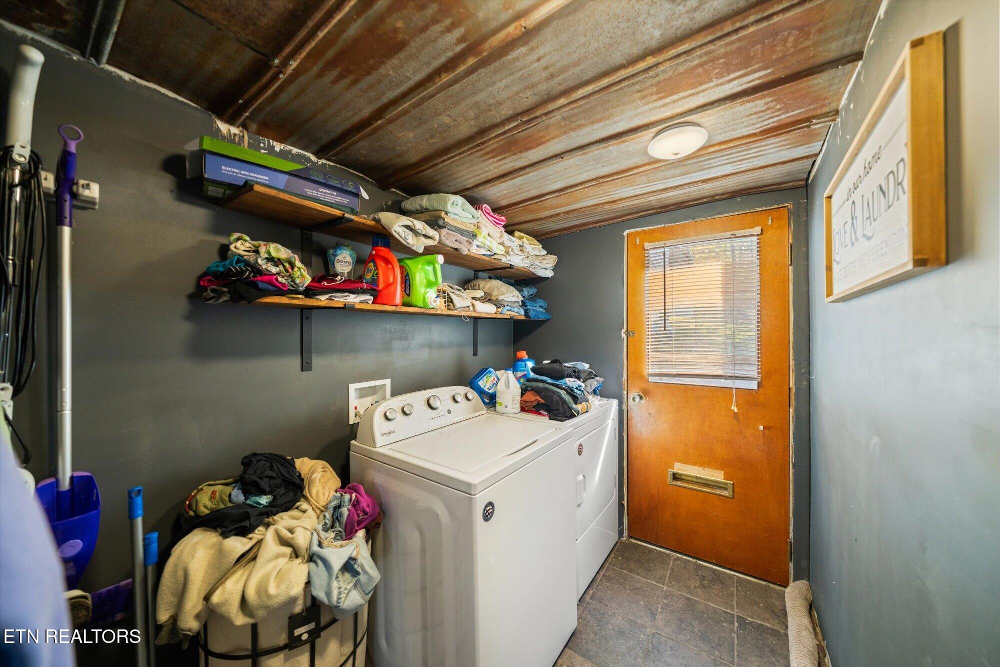 6439 Henegar Road Corryton, TN 37721 - Photo 13 of 25 13-6439-Henegar-Rd-Corryton-TN-13