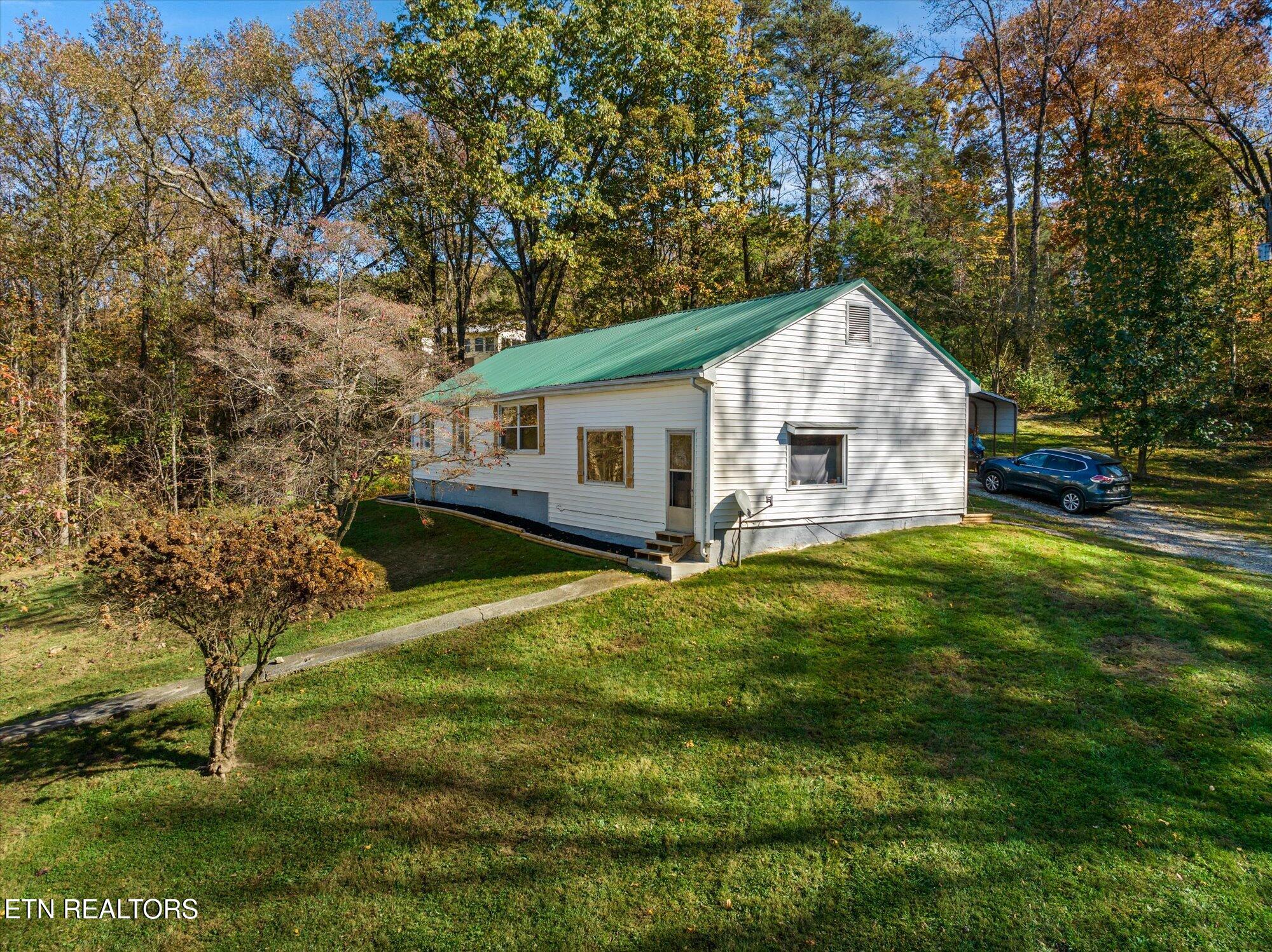 6439 Henegar Road Corryton, TN 37721 - Photo 2 of 25 01-6439-Henegar-Rd-Corryton-TN-1