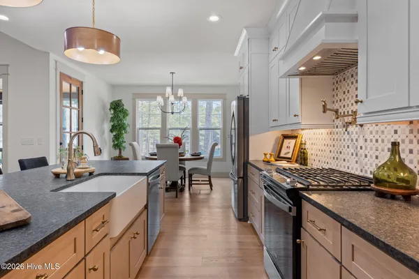 $965,000 | 2841 Murdocksville Road, West End, NC 27376