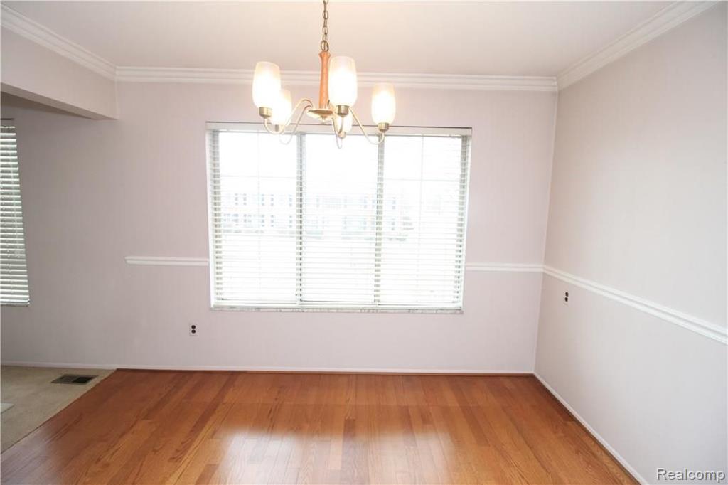 29530 Hoover Road, Unit 73 Warren, MI 48093 - Photo 11 of 19