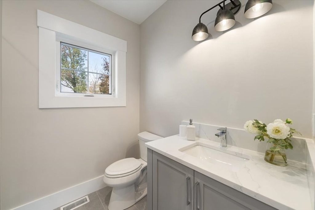 16 Arlington Road Natick, MA 01760 - Photo 24 of 40