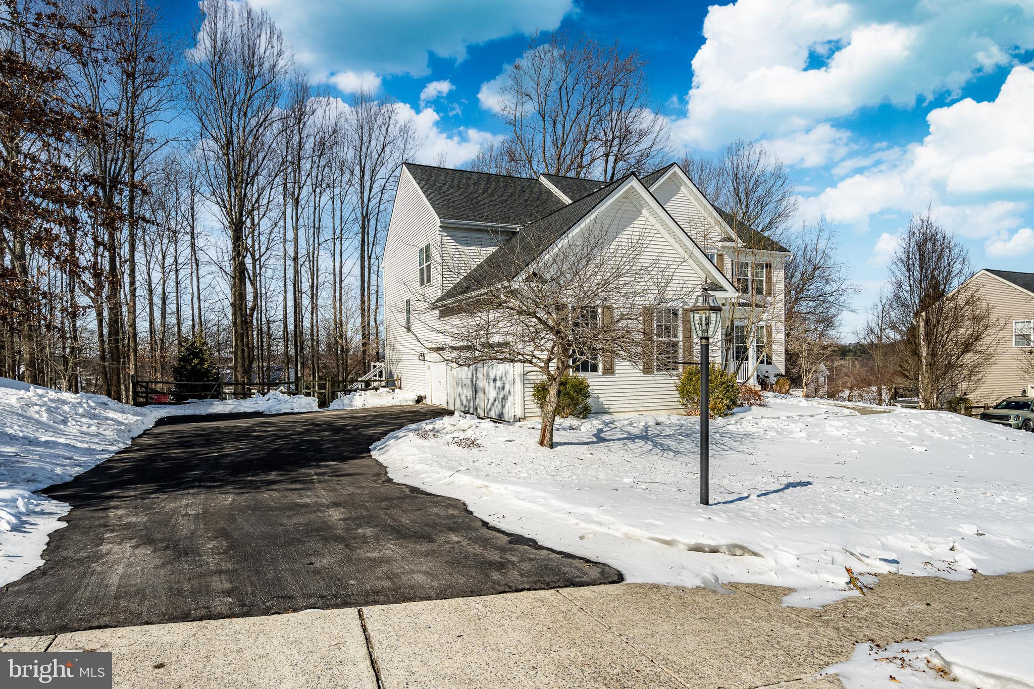 1293 Colts Neck Road Coatesville, PA 19320 - Photo 4 of 54 Gallery Image 4