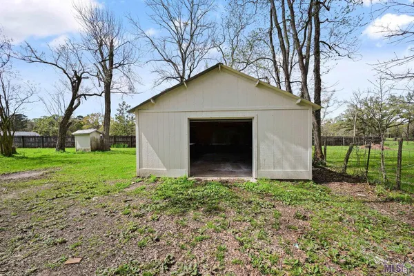 $295,000 | 42204 Weber City Road, Gonzales, LA 70737