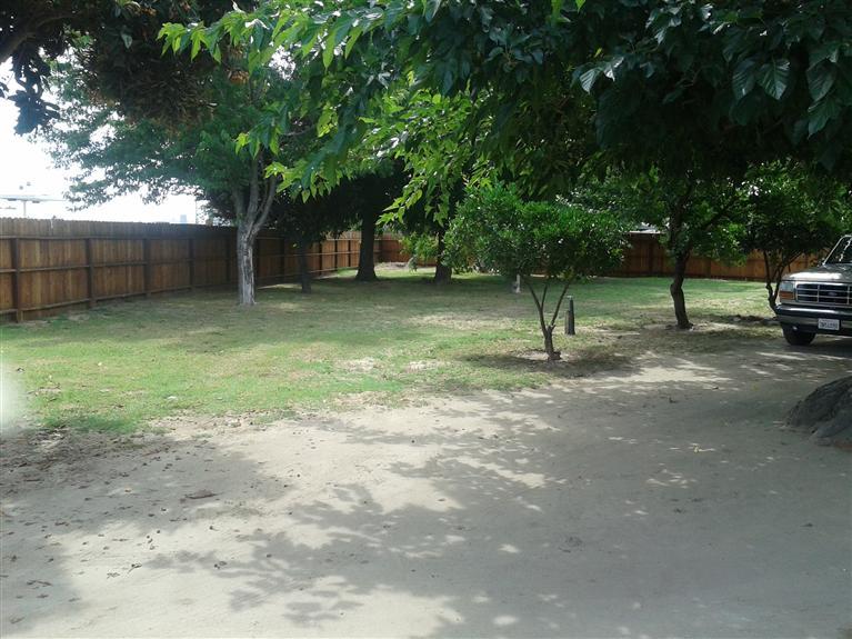 279 East Elizabeth Avenue Reedley, CA 93654 - Photo 3 of 3 Gallery Image 3