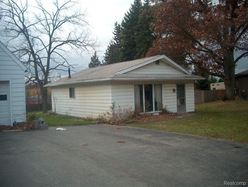 100 Chilson Road Howell, MI 48843 - Photo 3 of 4 R-HPIM2464