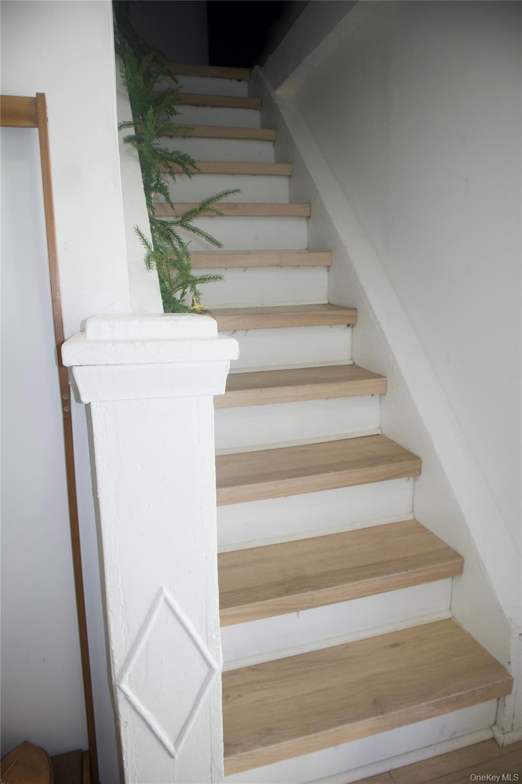 147-15 223rd Street Queens, NY 11413 - Photo 15 of 21 a view of entryway