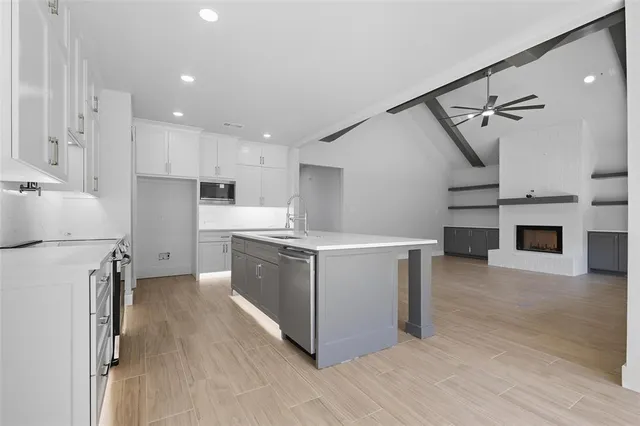 $424,800 | 1149 Grison Circle, Corsicana, TX 75109