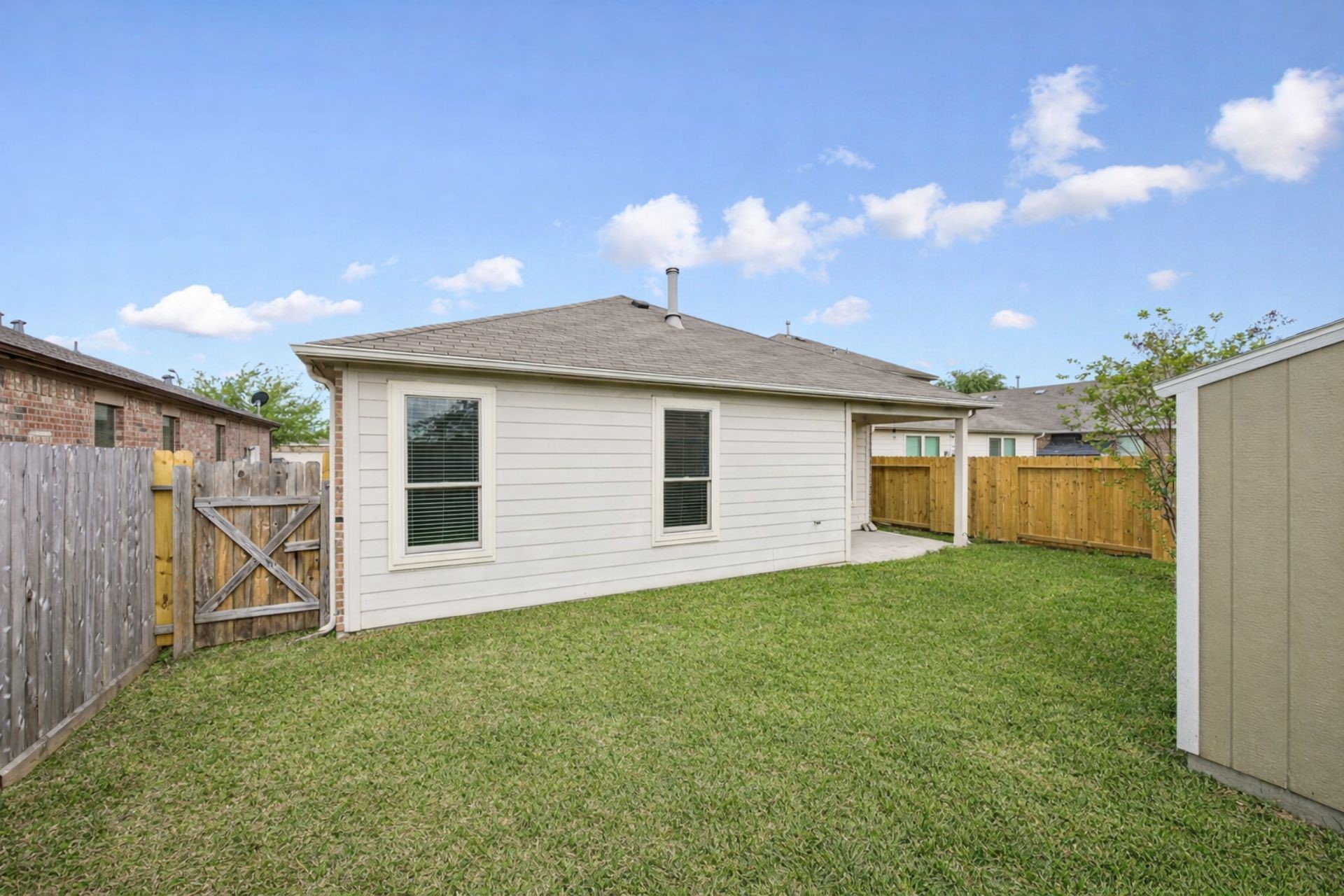 1910 Wagon Boss Road Houston, TX 77049 - Photo 14 of 22