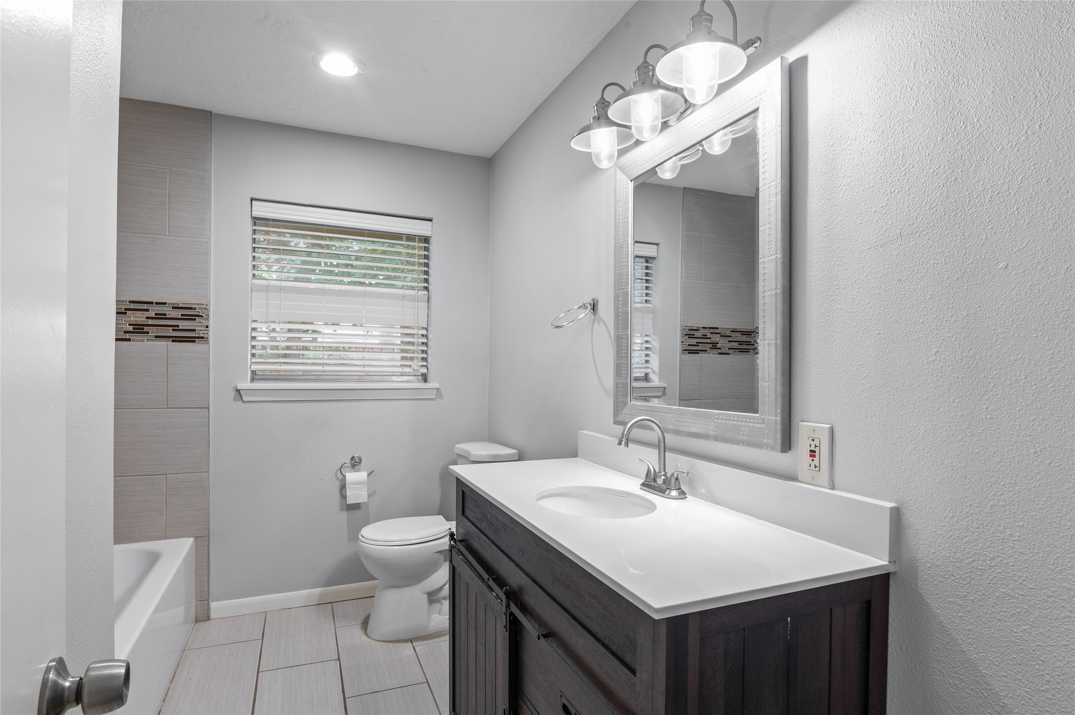118 East Thornton Road Houston, TX 77022 - Photo 19 of 22