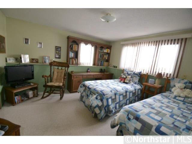10111 Colorado Road Bloomington, MN 55438 - Photo 14 of 18