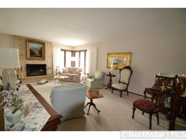 10111 Colorado Road Bloomington, MN 55438 - Photo 4 of 18