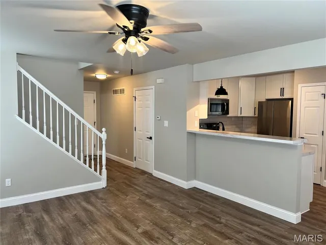 $2,300 | 239 Tyndale Drive, O'Fallon, MO 63366