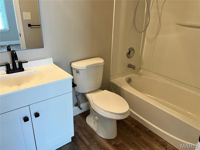 $2,300 | 239 Tyndale Drive, O'Fallon, MO 63366