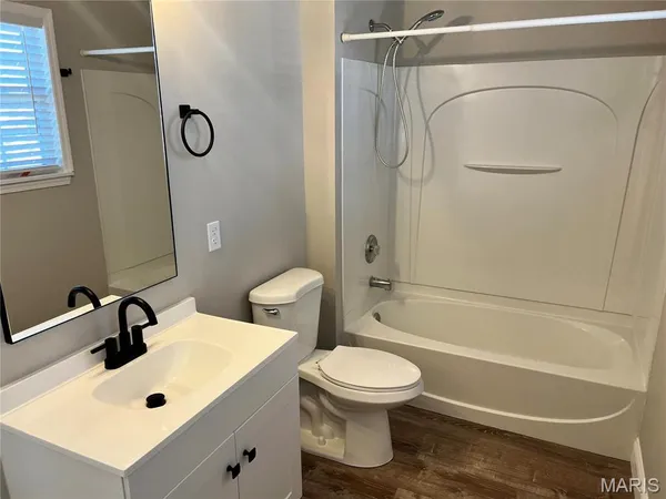 $2,200 | 239 Tyndale Drive, O'Fallon, MO 63366