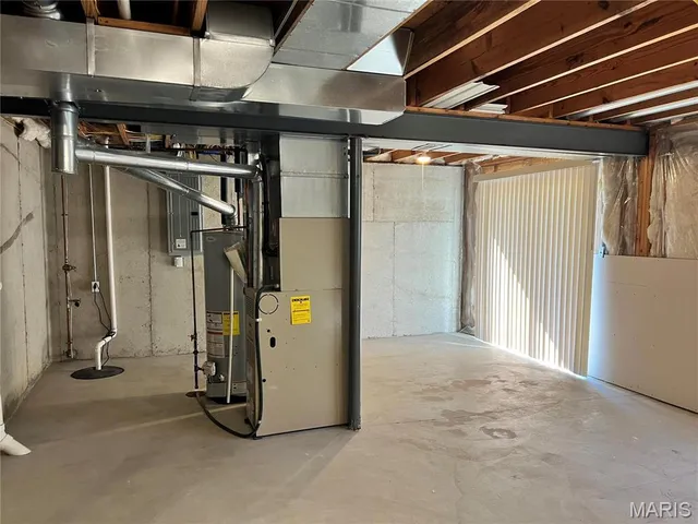 $2,300 | 239 Tyndale Drive, O'Fallon, MO 63366