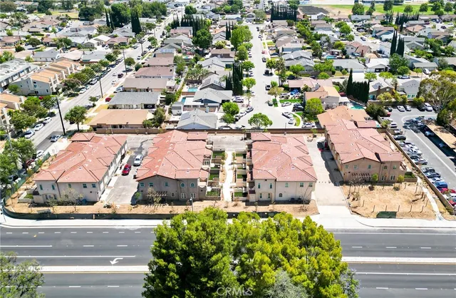 a view of a large building